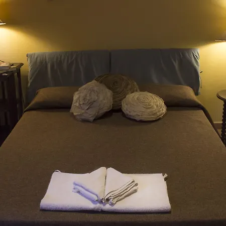 Dimora Dei Giganti 3* נאפולי