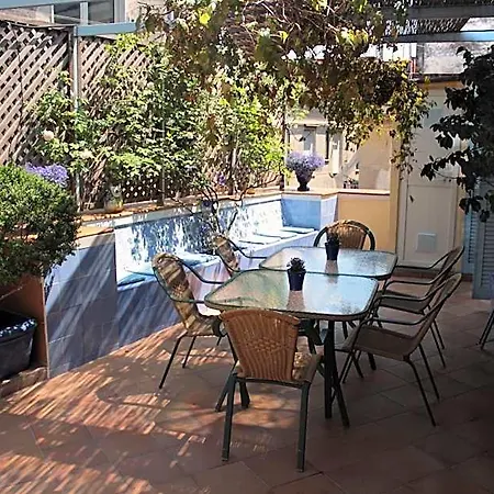 Bed & Breakfast Dimora Dei Giganti 3*