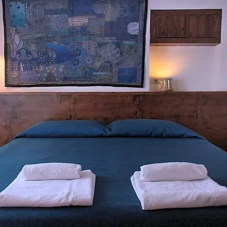 Dimora Dei Giganti Bed and Breakfast 3*