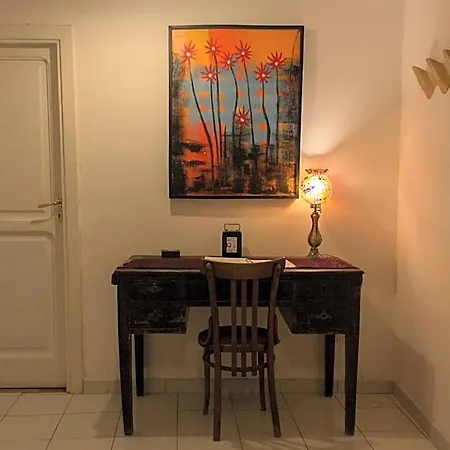 Dimora Dei Giganti Bed & Breakfast 3*