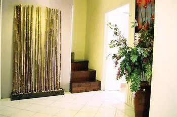Bed & Breakfast Dimora Dei Giganti Napoli