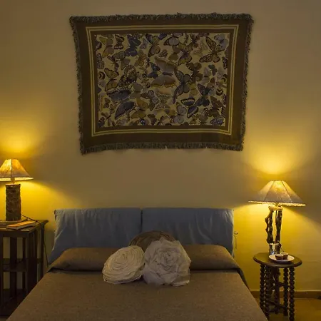 Bed & Breakfast Dimora Dei Giganti Napoli