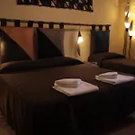 Oda ve Kahvaltı Dimora Dei Giganti 3*